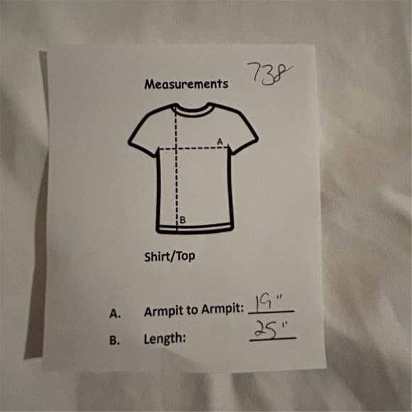 Under Armour Women's V-Neck Tee M White Short Sleeve Casual Top - Picture 8 of 8